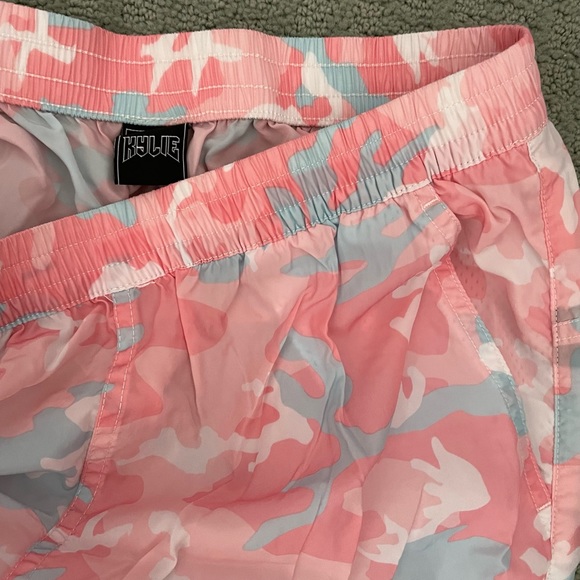 The Kylie Shop Camp Anorak Pink Candy Woodland Camo Set - Picture 12 of 13